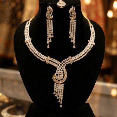 Mirahva Luxury Jewellery Set – Elegant Radiance Statement Necklace & Matching Earrings