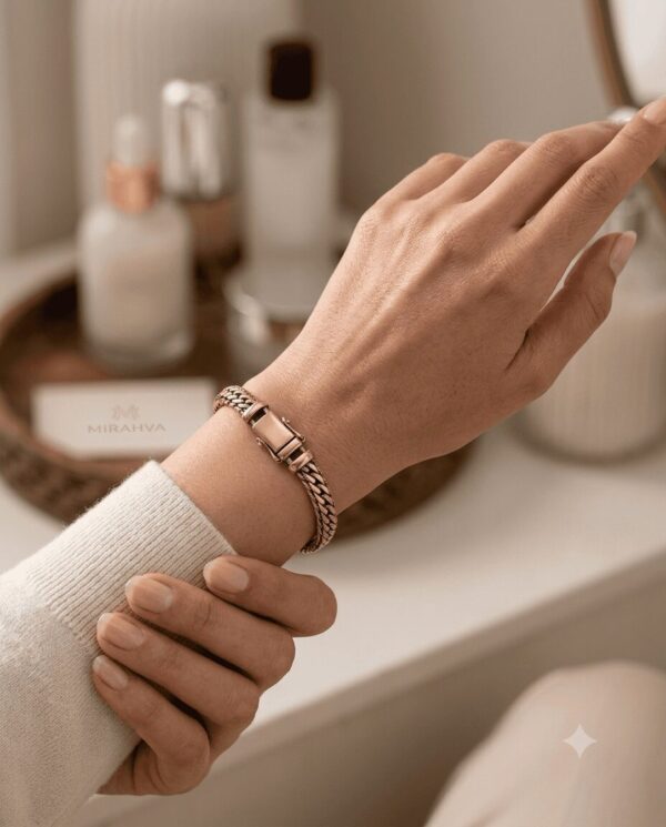 Gemini_Generated_Image_mtoi7mtoi7mtoi7m Modern Rose Gold Link Bracelet