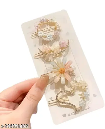 Delicate Pearl & Floral Hair Pin Set